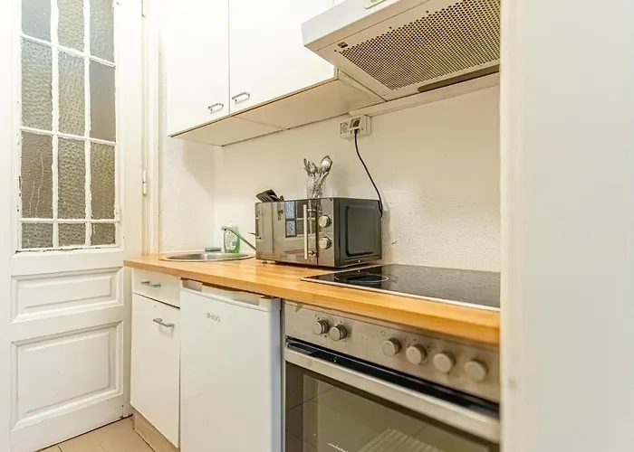 Chic Apartment- Suitable For Longstays Near Matzleinsforferplatz *