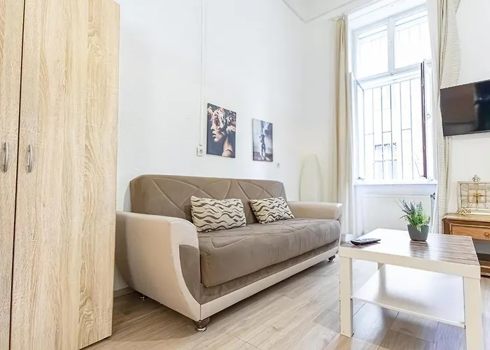 Apartman Chic Apartment- Suitable For Longstays Near Matzleinsforferplatz Bécs