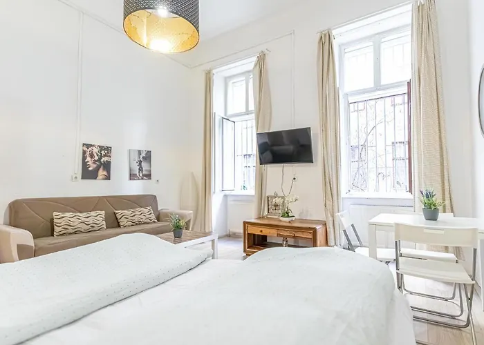 Chic Apartment- Suitable For Longstays Near Matzleinsforferplatz Apartman