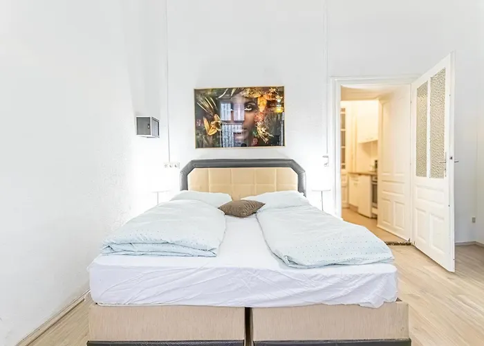 Chic Apartment- Suitable For Longstays Near Matzleinsforferplatz Apartman *